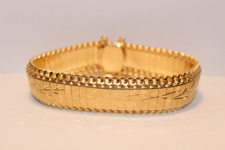 Bracelet Bracelet Or jaune Décor floral 58 Facettes 11002