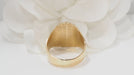 66 Signet ring in yellow gold with diamonds 58 Facettes 32196