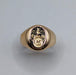 Ring 57 Gold signet ring with coat of arms 58 Facettes