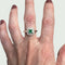 Bague Bague en platine de style ART DÉCO avec diamants et émeraudes 58 Facettes Q961A