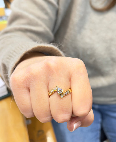 Bague 54 Bague croisée or jaune diamants 58 Facettes