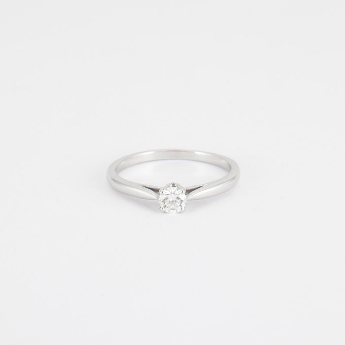 Bague 53 Bague solitaire en or blanc, diamant 58 Facettes