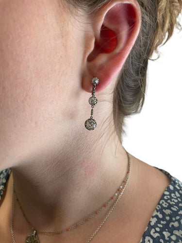 Boucles d'oreilles BOUCLES D'OREILLES PENDANTES DIAMANTS ART DÉCO 58 Facettes 051831