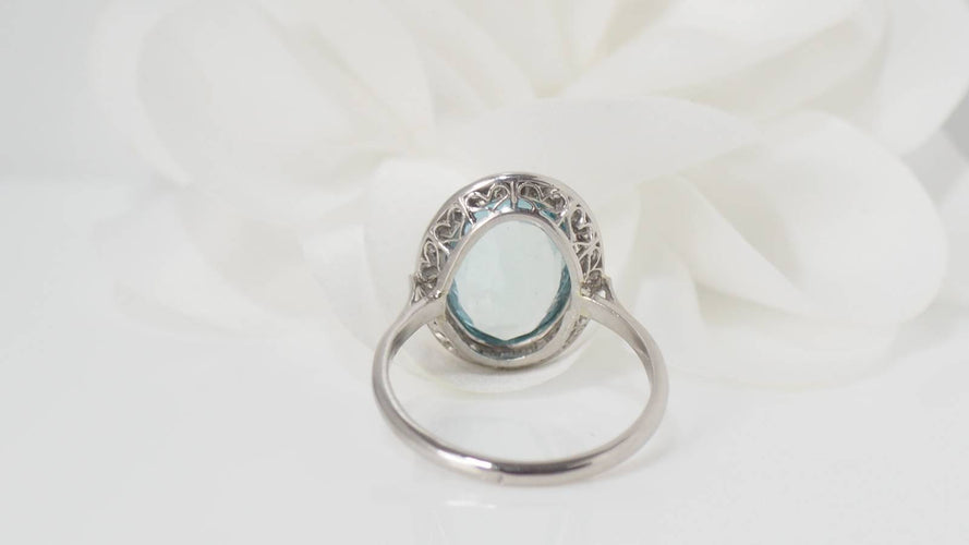 Bague Bague Pompadour en platine, aigue marine et diamants 58 Facettes