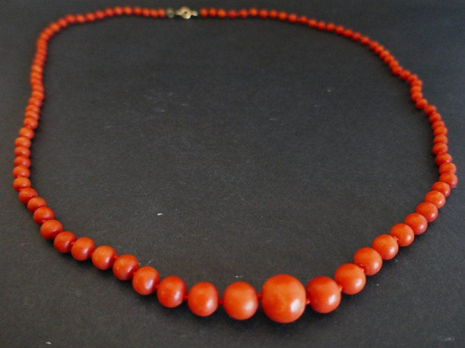 Collier Collier En Chute Corail Ancien 58 Facettes
