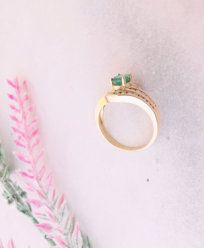 Bague Bague Emeraude Diamants 58 Facettes AA 1488