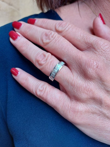 Bague DEMI-ALLIANCE DIAMANTS 58 Facettes 072151