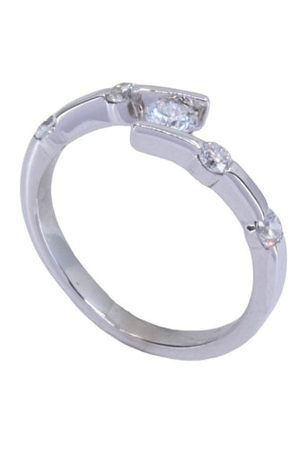 Bague BAGUE MODERNE DIAMANTS 58 Facettes 070181
