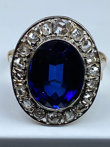 Bague 54 Bague en Or jaune, saphir Verneuil & diamants 58 Facettes