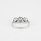 Bague 57 Bague trilogie, or blanc et diamants 58 Facettes P10L8