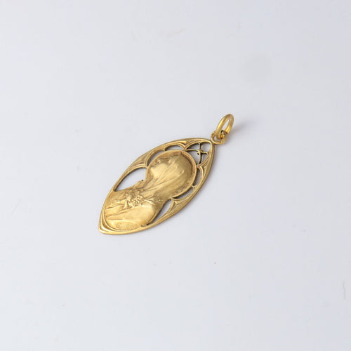 Pendentif Médaille de la Vierge Marie de Guilbert, époque Art Nouveau 58 Facettes