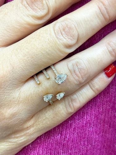 Bague Bague en or jaune et diamants forme poire 58 Facettes