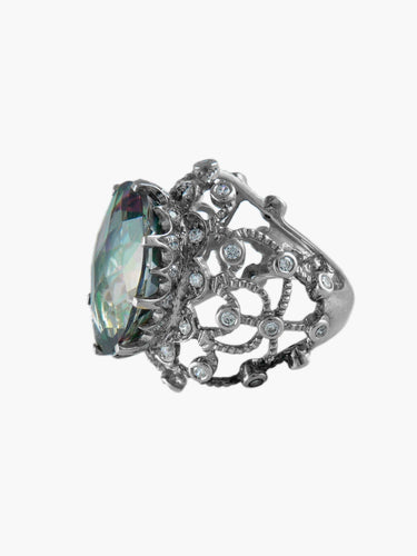 Bague Bague Pierre synthétique Or Blanc et Diamants 58 Facettes