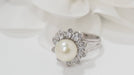 Ring 51 Vintage ring in white gold, cultured pearl and diamonds 58 Facettes 32084