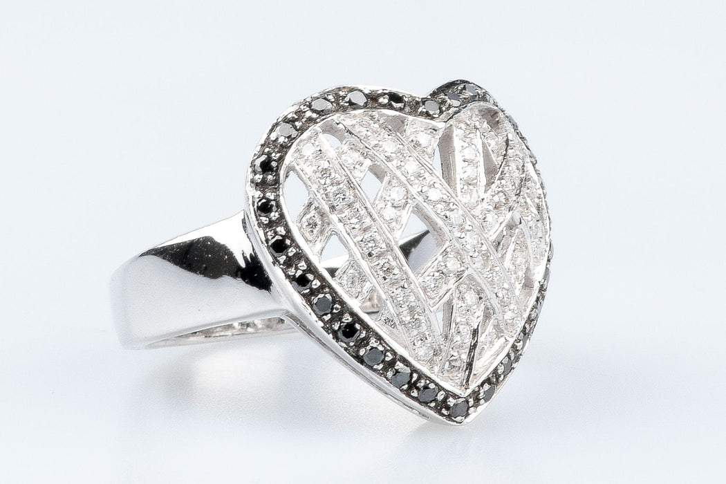 Bague Bague Coeur diamant en or blanc 58 Facettes 111.65702-66