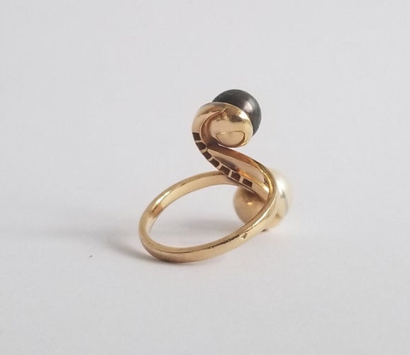 Bague 57 Bague Perles de culture et diamants anciens 58 Facettes