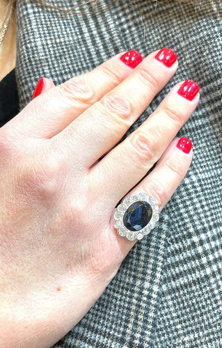 Bague Bague Pompadour en platine, saphir ovale et diamants 58 Facettes