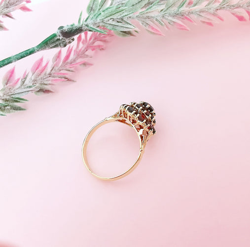Bague 54.5 Bague Fleur Grenats Or Jaune 58 Facettes AA 1485