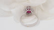 Bague 54.5 Bague marguerite en or blanc, rubis ovale et diamants 58 Facettes F4948