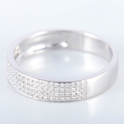 Bague 56 Bague en or blanc pavage diamants 58 Facettes