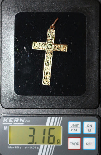 Pendentif Croix pendentif en or jaune filigrané 58 Facettes 484