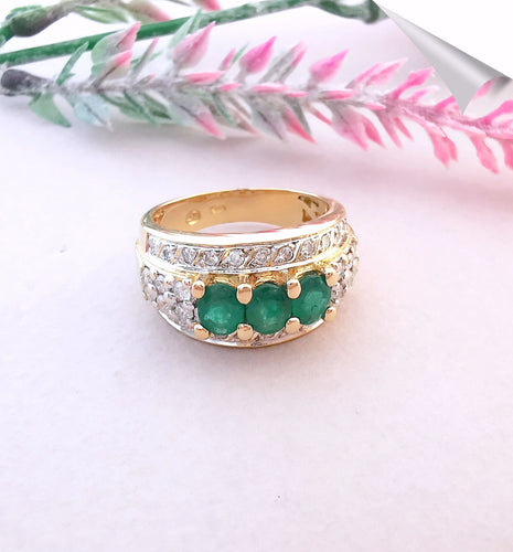 Bague 55 Bague Emeraudes, Diamants et Or 58 Facettes AA 1540