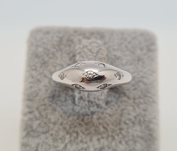 Bague 50 Bague en Or blanc, diamants 58 Facettes