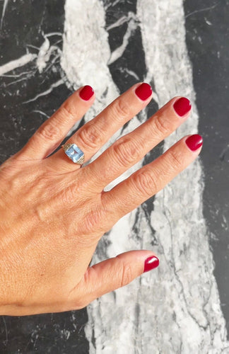 Bague 48 Bague Or blanc Aigue-marine Diamants 58 Facettes