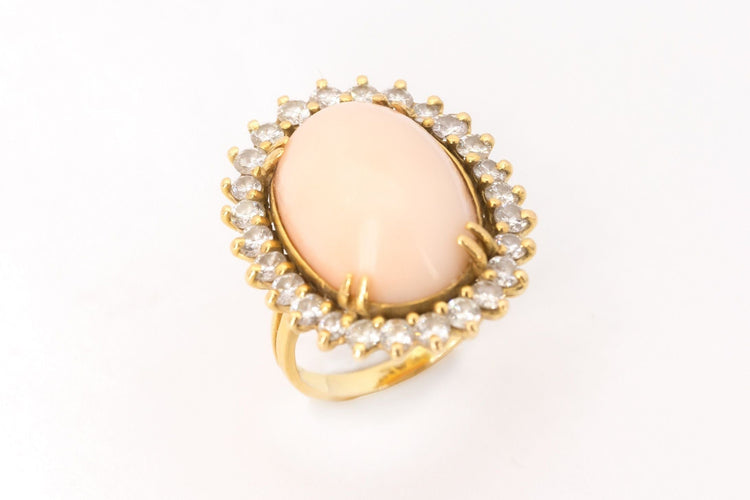 Bague 50 Bague Pompadour cabochon de corail diamants 58 Facettes