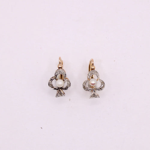 Boucles d'oreilles Dormeuses Art Nouveau Trèfles Diamants et Perles fines 58 Facettes
