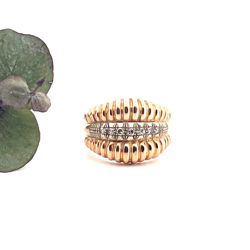 Bague Bague godrons en or jaune et diamants 58 Facettes