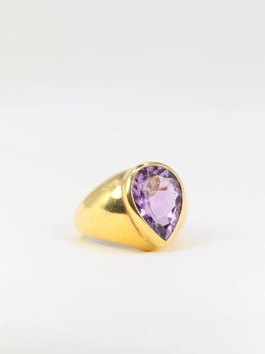 Bague Bague or jaune et améthyste poire 58 Facettes 408