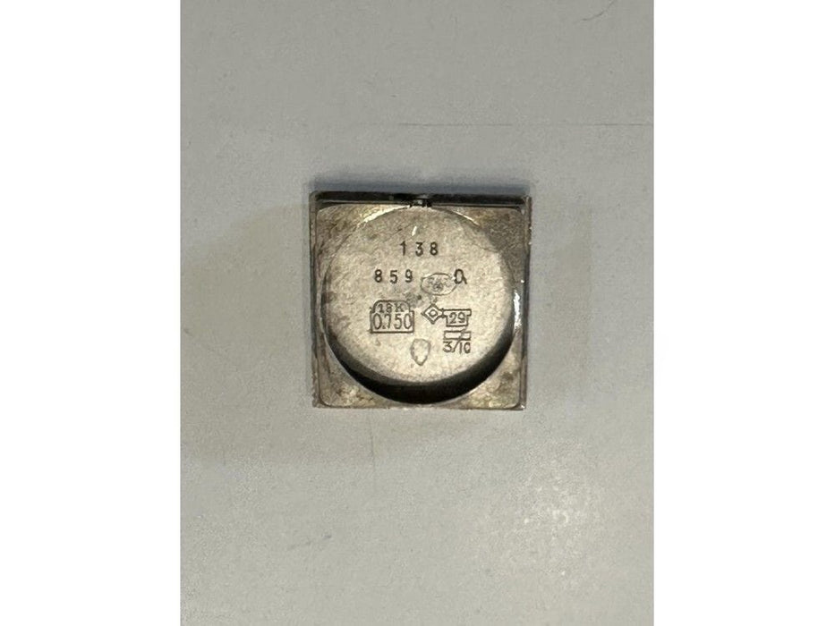 Montre vintage montre EBEL carre en or blanc 18k et diamants 0.4ct mecanique 58 Facettes 250142