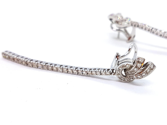 Boucles d'oreilles Boucles d'oreilles Pendants Or blanc Diamant 58 Facettes 06117CD