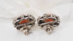 Boucles d'oreilles Boucles d'oreilles ancienne en argent, émeraudes et corail 58 Facettes 31178