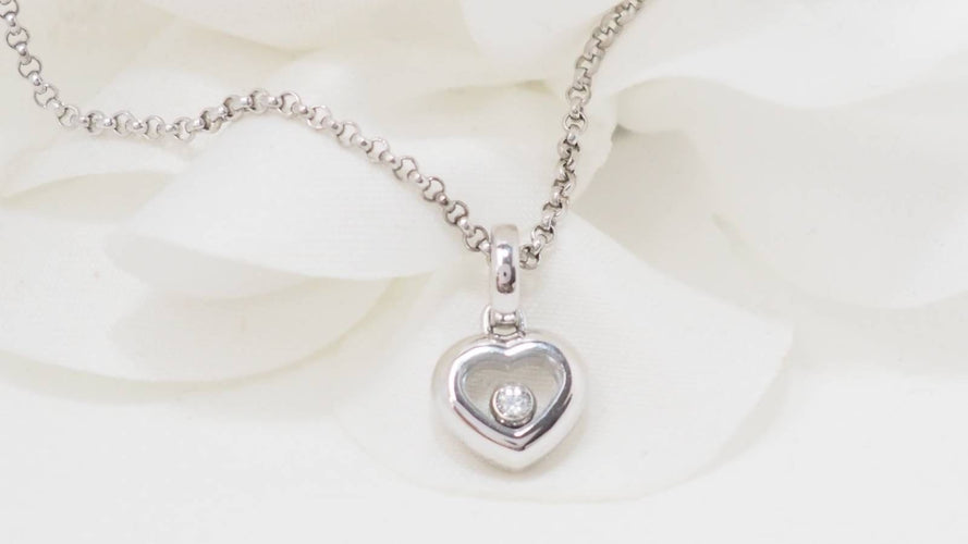 Collier 37cm Chopard - Collier Happy Diamonds cœur en or blanc et diamant 58 Facettes 32410