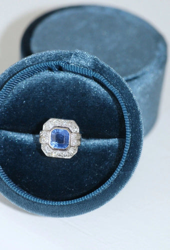 Bague Bague Art Déco saphir de Ceylan entourage diamants 58 Facettes