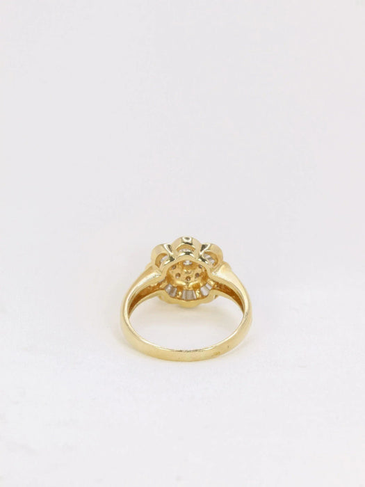 Bague 54 Bague vintage fleur en or et diamants baguette 58 Facettes J140