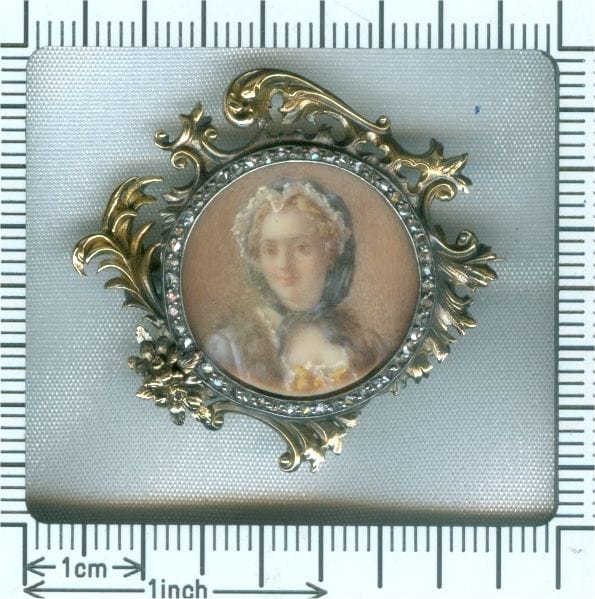 Broche Broche, diamant, or 58 Facettes 19101-0108