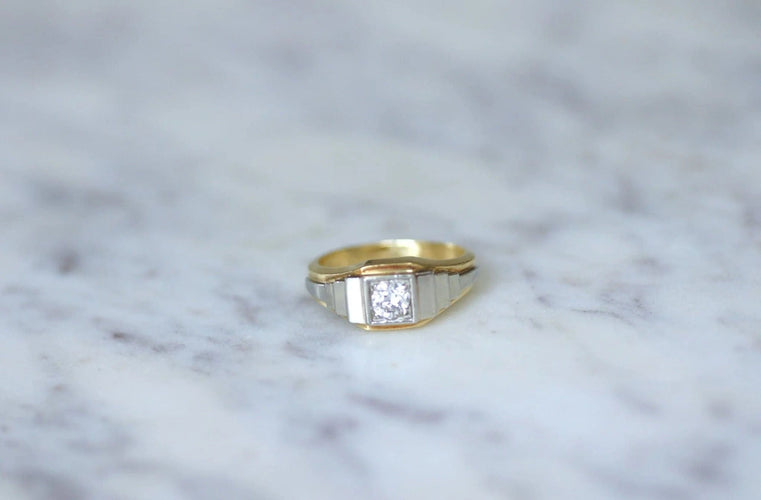 Bague Bague Art Déco escalier deux ors et diamant 58 Facettes