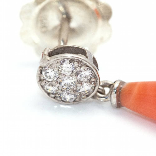 Boucles d'oreilles Boucles d'oreilles en Or Blanc et Corail. 58 Facettes D360266JE