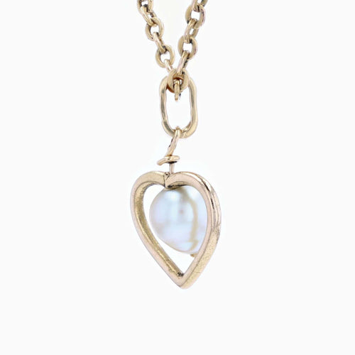Pendentif Pendentif or jaune coeur et perle baroque 58 Facettes CVP55