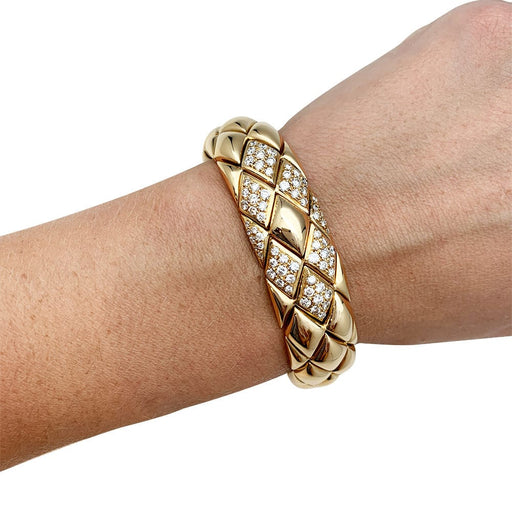 Bracelet Bracelet Chaumet, "Les Belles Cordelières", or jaune et diamants. 58 Facettes 33025