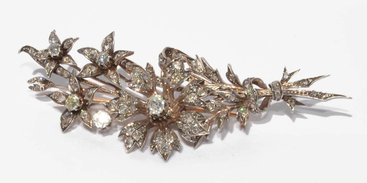 Broche Vintage 1960 En Cristaux Style Diamant Solitaire Navette - Couleur Argent, Très Bon état