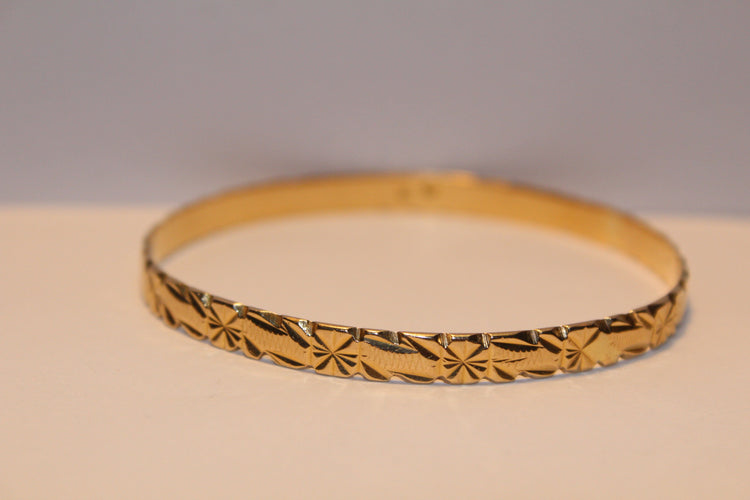 Bracelet Bracelet plat Or jaune gravé 58 Facettes 11312
