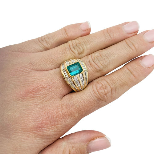 Bague 58 Bague or jaune, émeraude 2.86 carats, diamants baguettes. 58 Facettes 30650