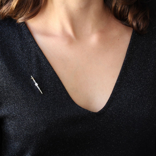 Broche Fine broche barrette or et diamant 58 Facettes 17-134