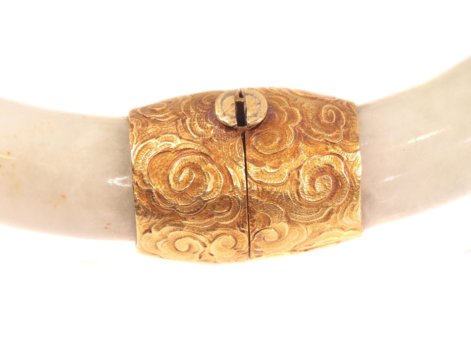 Bracelet Jade vintage avec raccords en or 18 carats : les chroniques silencieuses d'un bracelet victorien 58 Facettes 19254-0157