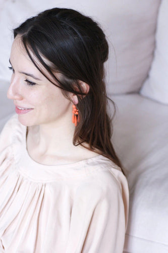 Boucles d'oreilles Boucles d'oreilles girandoles anciennes en or et goutte de corail 58 Facettes