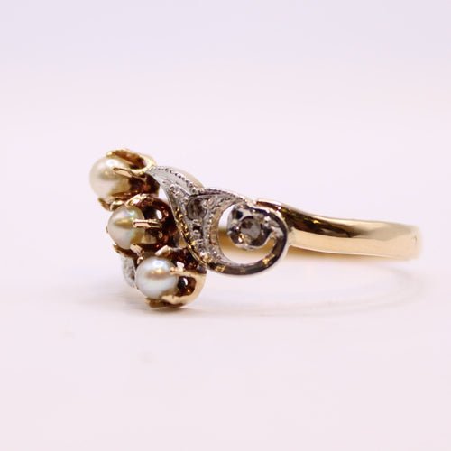 Bague Bague Trilogie Belle Epoque Perles fines Diamants 58 Facettes